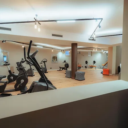 ヴィッラ トスカーナ ホテル 4*