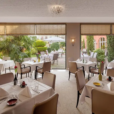 ヴィッラ トスカーナ ホテル 4*